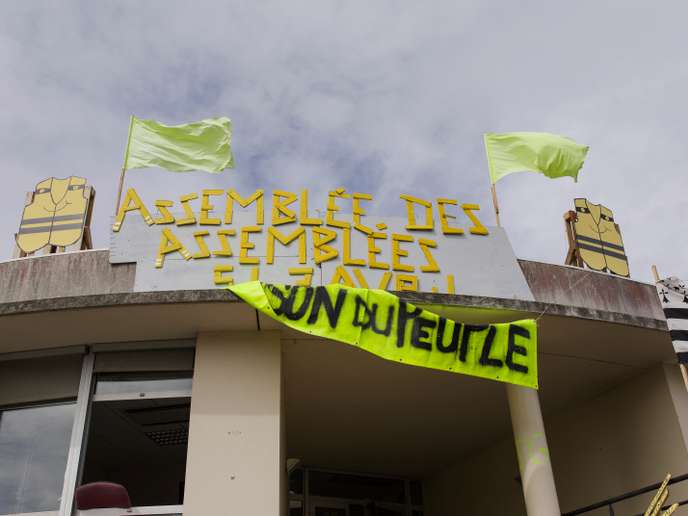 Les gilets jaunes après l’assemblée de Saint-Nazaire