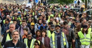 French stars back ‘yellow vests’ as protesters march again