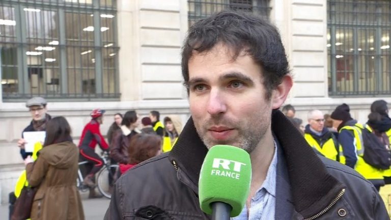 Suspension du policier syndicaliste Alexandre Langlois : «Ils veulent m’asphyxier financièrement»