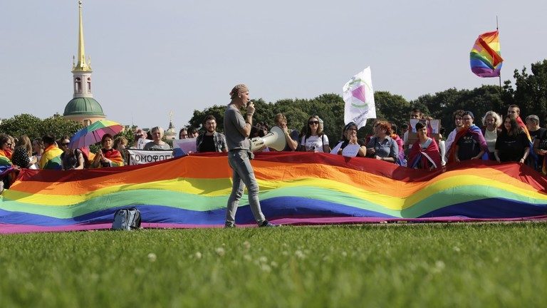 ‘6 or 5 genders… no idea what that even is’: Putin says LGBT should not enforce their agenda on kids