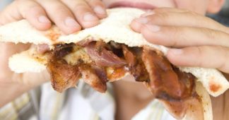 Processed meats do cause cancer – WHO