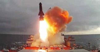 No Longer Taboo: Pro-Navy Senator Warns Aircraft Carriers May Be “Obsolete”, “Sitting Ducks” for Hypersonics