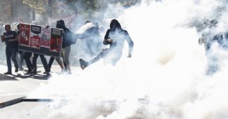 Heurts lors de la marche pour le climat à Paris, infiltrée par 1000 manifestants «radicaux»