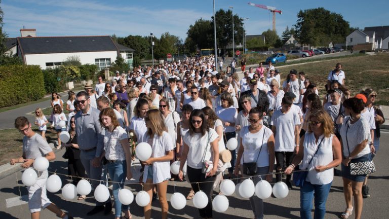 Une marche blanche en hommage à Steve Maia Caniço réunit 200 personnes dans son village
