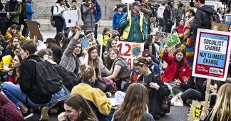 A Month Ahead of Global Climate Strike, Thousands Pledge to Attend Rallies Across Planet to ‘Turn Up the Political Heat’ and Demand Action