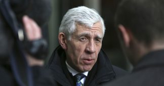 A notorious liar, Jack Straw attacks French on Iraq