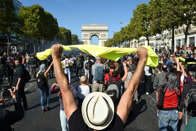 Acte 45 des Gilets jaunes et marche pour le climat : mobilisations sous tension à Paris