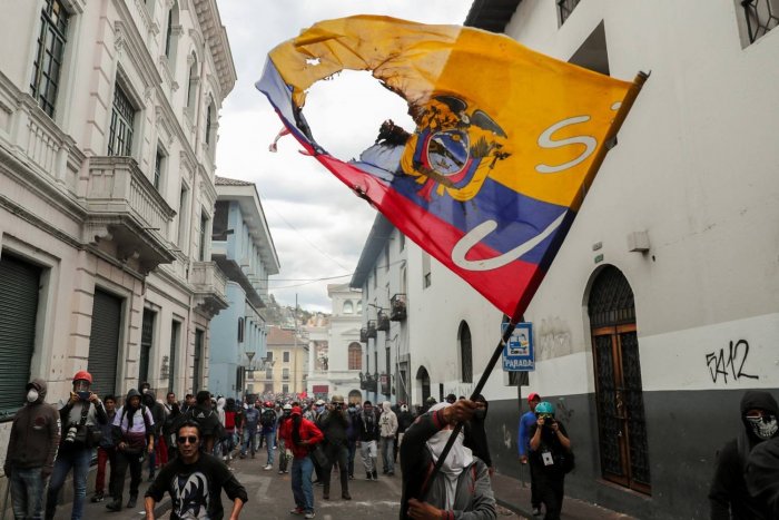 La commune de Quito : crise et insurrection en Équateur