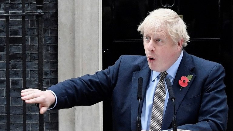 Boris Johnson: He hates Putin but he likes Russian Mafia!