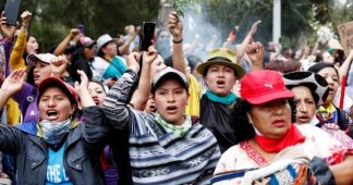 Jeremy Corbyn, Bernie Sanders Back Ecuador Anti-IMF Protests