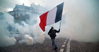 Paris descends into chaos on anniversary of ‘Yellow Vests’ protests