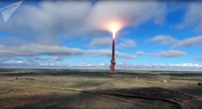 La Défense russe précise en combien de temps la décision sur une riposte nucléaire est prise