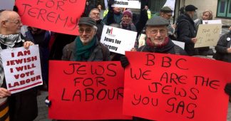 Jewish Labour supporters protest against BBC bias