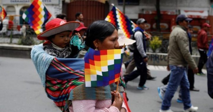 En Bolivia está en marcha una política fascista electoral es unaregresión a le  época deBanzer