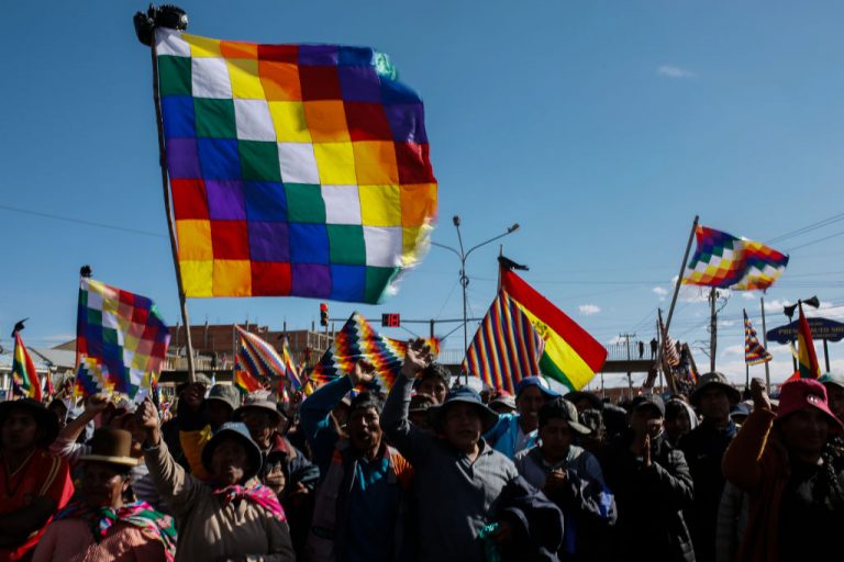 Bolivia protests falter after deal with ‘interim’ gov’t