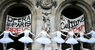 La Marseillaise par les artistes de l’Opéra de Paris