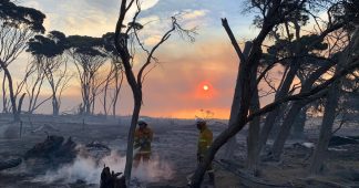 60 hours on burning Kangaroo Island