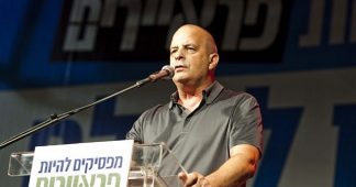 Former Mossad, Shin Bet heads call Netanyahu ‘a danger’ who puts country at risk