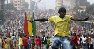 La République de Guinée face au risque de son implosion: Une Révolution nationale et démocratique dévoyée!