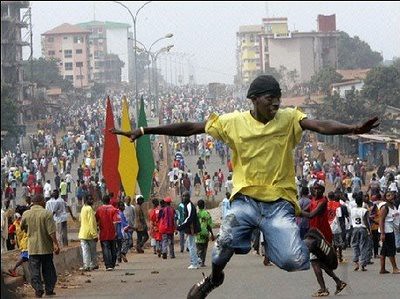La République de Guinée face au risque de son implosion: Une Révolution nationale et démocratique dévoyée!