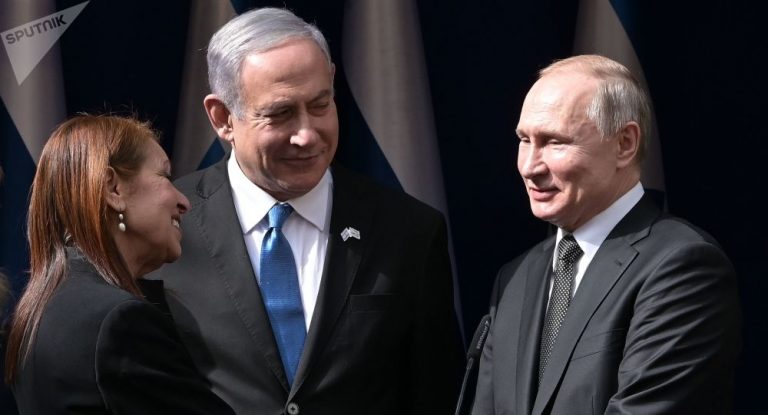 Tweets Hail Netanyahu as ‘Great Leader’ as Putin Pardons Israeli Woman Jailed for Drug Smuggling