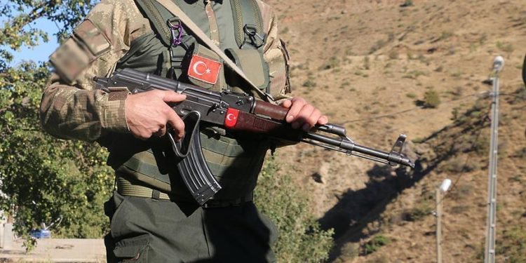 Turkish border guards kill a person from Darkush try to take refuge in Turkey