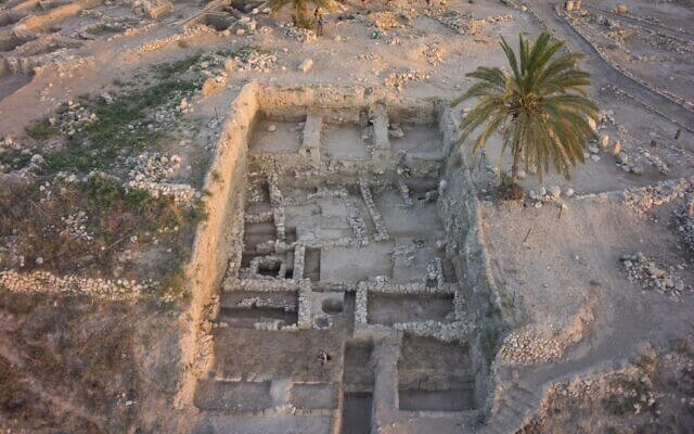 Jews and Arabs Share Genetic Link to Ancient Canaanites, Study Finds
