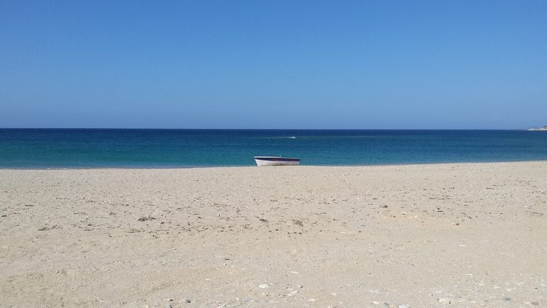One in Two Greek Citizens Cannot Afford One Week of Vacation