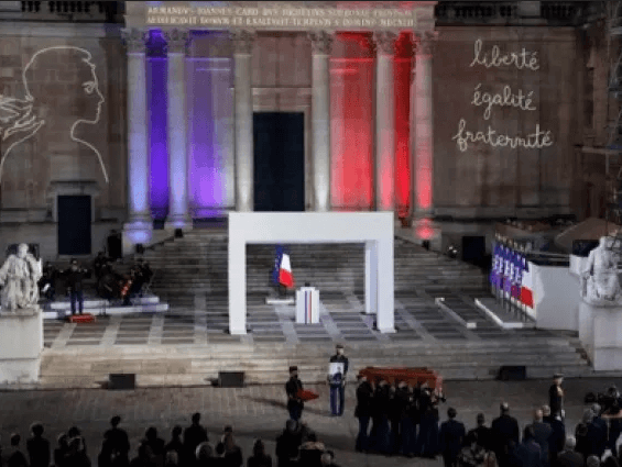 France: guerre de (aux) civilisations