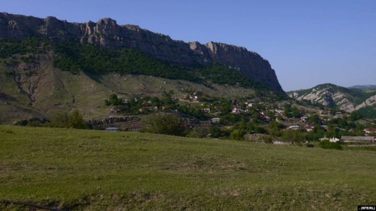 Azerbaijani Forces Close In On Nagorno-Karabakh’s ‘Unassailable’ Mountain Fortress City
