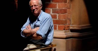 Robert Fisk: Celebrated Middle East correspondent of The Independent dies aged 74