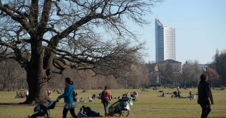 Germany sees temperature rise of record 41.9C in one week