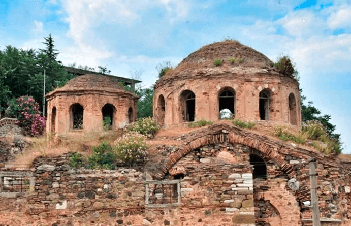Churches in ruins, on the verge of collapse in western Turkey
