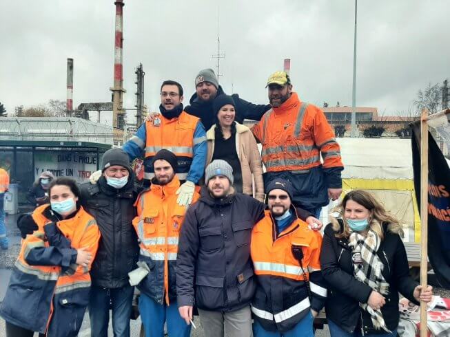 A Grandpuits, la culture renaît en solidarité avec les grévistes