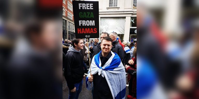 ‘Jews here should never be standing together with Tommy Robinson’