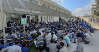 Thousands of Turkish electricity workers launch wildcat strike wave