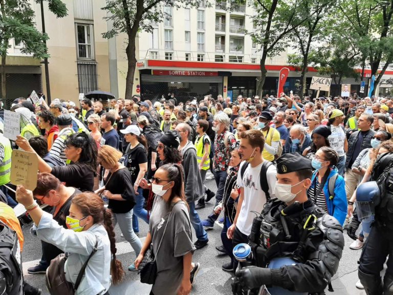 17 juillet : quelques éléments d’analyse sur la mobilisation naissante contre le passe sanitaire