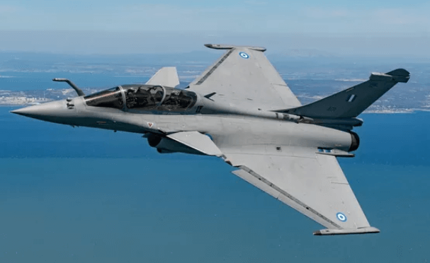 La Grèce reçoit son 1er Rafale