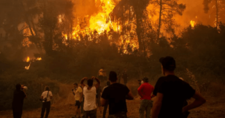 En Grèce, “la politique du gouvernement est criminelle” face au changement climatique