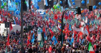 Tens of thousands demonstrate in Rome against fascism