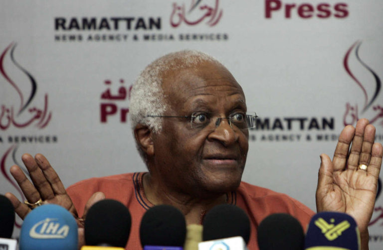 Desmond Tutu, Fierce Opponent of South African and Israeli Apartheid, Dies at 90