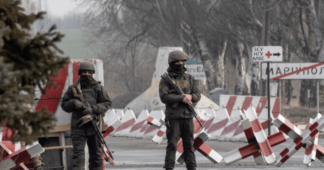 Donetsk, Russia warn that Ukrainian buildup on borders heralds attack on Donetsk, Lugansk