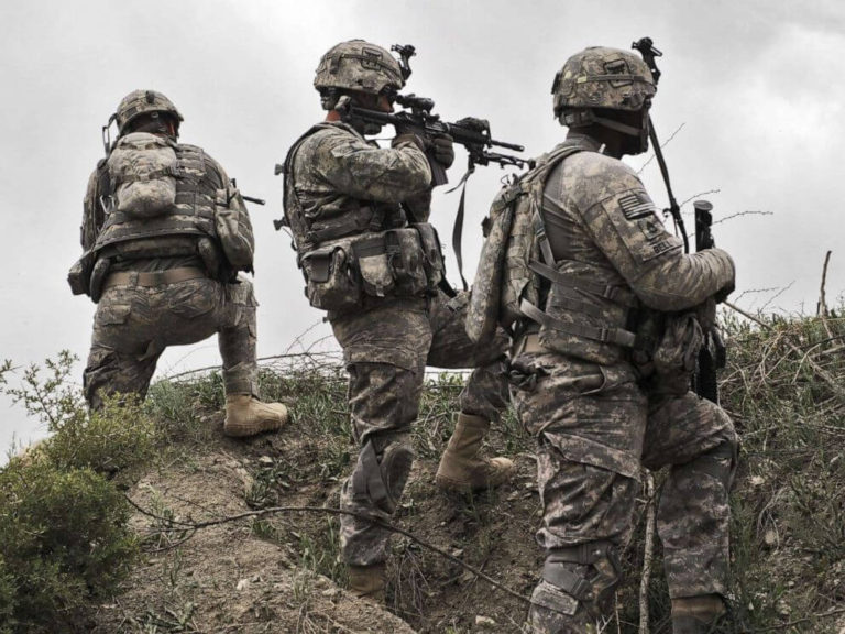 Extremists in Western elite are threatening with world war
