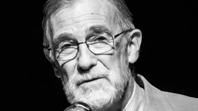 Ray McGovern: Corporate Media Deploys the Big Guns on Ukraine