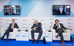 Nuclear World: Invisible Deterrence and New Scenarios of Escalation