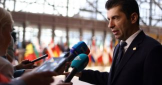 Bulgaria Won’t Send Weapons to Ukraine as Zelensky Faces Calls to End War