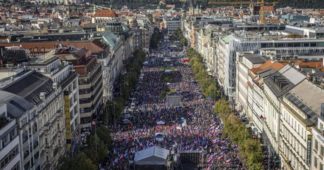 Tens of Thousands Protest Against NATO, EU in Prague