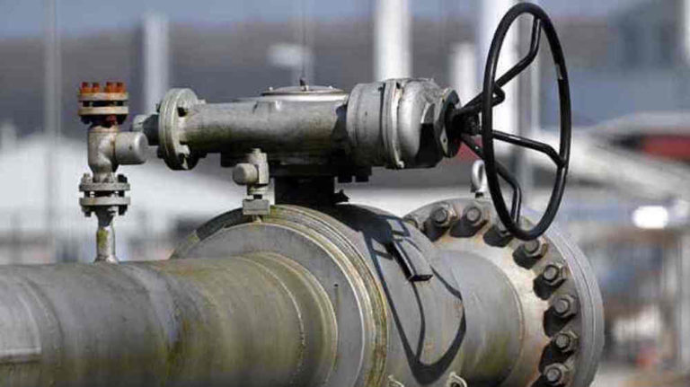 Russia Announces Indefinite Closure of Key Pipeline to Europe Amid Escalating Economic Warfare
