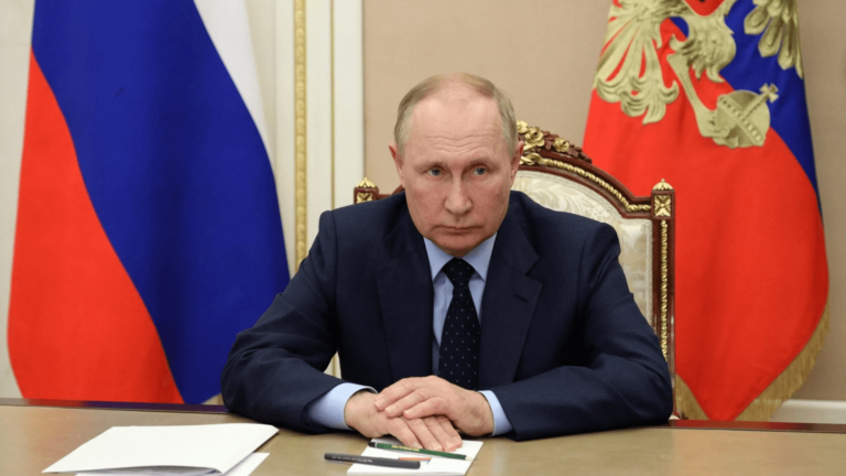 Putin to Israel: Do not bomb Iranian nuclear installations
