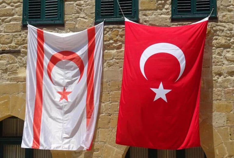 Court case starts against Turkish Cypriot denied entry to Turkey